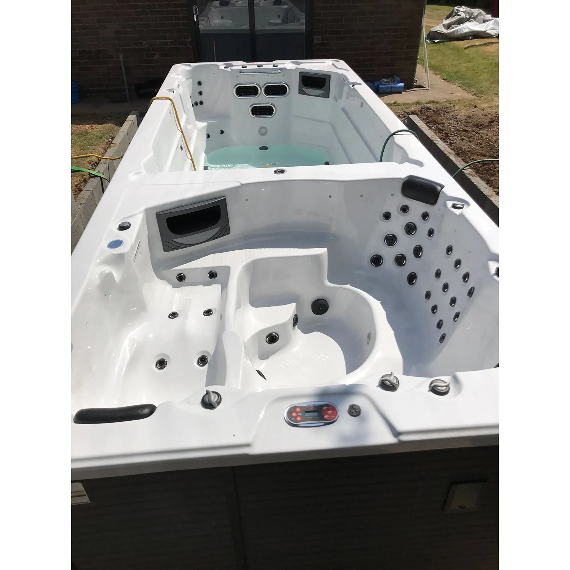 20ft Dual Temperature Swim Spa 15HP - XSport