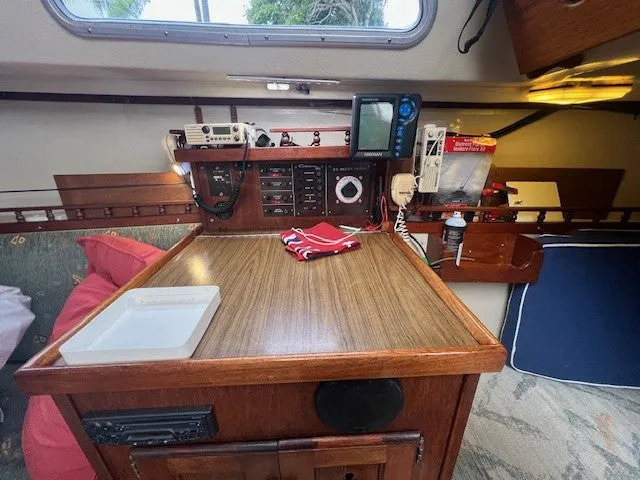 Catalina 30 - **SOLD**