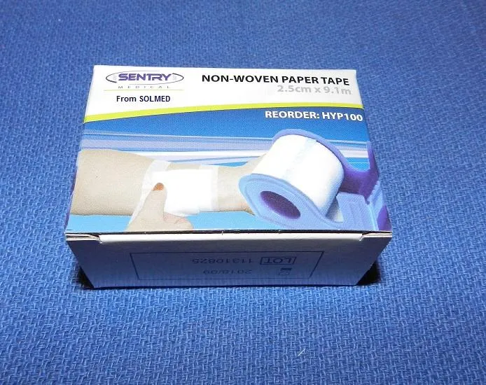 TAPE MICROPOROUS BREATHABLE PAPER SURGICAL HYPOALLERGENIC 2.5CM X 9.1M WITH DISPENSER