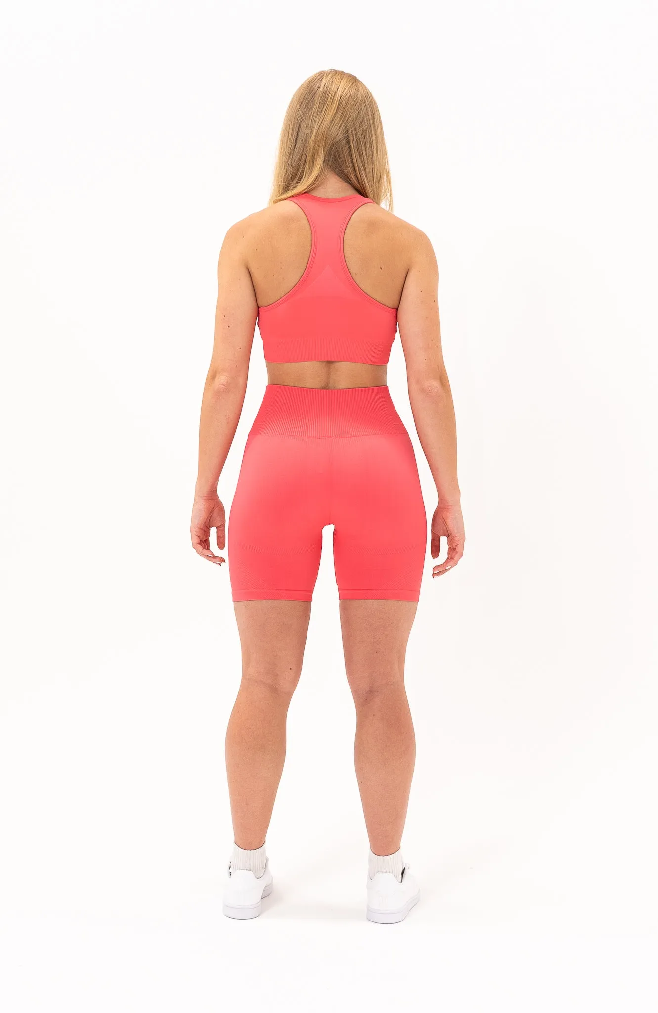 Unlimited Seamless Shorts & Sports Bra Set - Coral